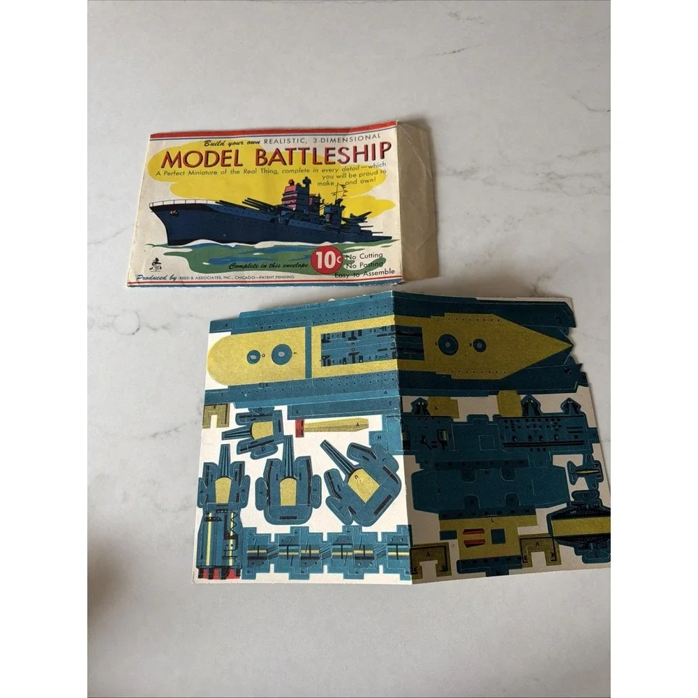 1944 WWII Reed & Associates Model Battleship 3D Paper Toy Unbuilt 10¢ Vintage